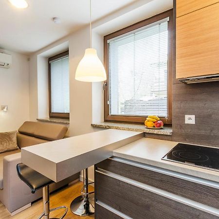 Lupoapartments Kosynierow Klimatyzacja Dostep Na Kod Łódź Eksteriør billede